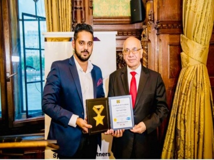 Haryana's Captain Sumit Yadav received Political Analyst of the Year Award in Parliament of UK | Haryana's Captain Sumit Yadav received Political Analyst of the Year Award in Parliament of UK