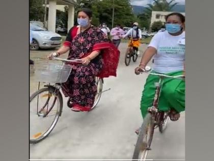 Poshan Maah: Smriti Irani flags off cycle rally in Manipur | Poshan Maah: Smriti Irani flags off cycle rally in Manipur