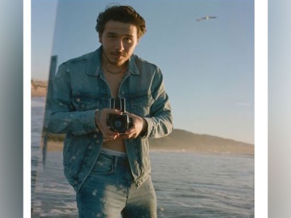 Pepe Jeans London unveils the first chapter of its collaboration with British photographer Brooklyn Beckham | Pepe Jeans London unveils the first chapter of its collaboration with British photographer Brooklyn Beckham