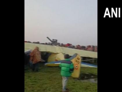Indian Army glider makes emergency landing in Gaya | Indian Army glider makes emergency landing in Gaya