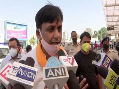 Tejashwi's guru Rahul Gandhi should apologise to country over Pulwama: MoS Nithyanand Rai | Tejashwi's guru Rahul Gandhi should apologise to country over Pulwama: MoS Nithyanand Rai Tejashwi's guru Rahul Gandhi should apologise to country over Pulwama: MoS Nithyanand Rai | Tejashwi's guru Rahul Gandhi should apologise to country over Pulwama: MoS Nithyanand Rai