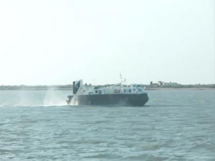 Indian Coast Guard saves 5 fishermen in Thrissur, conducts rescue operations at Alappuzha | Indian Coast Guard saves 5 fishermen in Thrissur, conducts rescue operations at Alappuzha