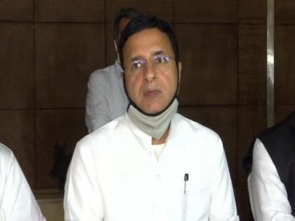 Anyone who is upset, should discuss with party members: Surjewala | Anyone who is upset, should discuss with party members: Surjewala