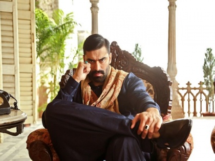 Nikitin Dheer goes the extra mile to ace his character in MX Player's latest series 'Raktanchal' | Nikitin Dheer goes the extra mile to ace his character in MX Player's latest series 'Raktanchal'