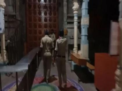 Constable's gun goes off accidentally in Srikalahasti Temple, no injuries reported | Constable's gun goes off accidentally in Srikalahasti Temple, no injuries reported