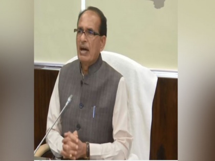 MP CM holds meeting with HCWs, discusses COVID-19 situation | MP CM holds meeting with HCWs, discusses COVID-19 situation