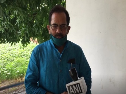 This isn't Manmohan Singh's govt which Gandhi family used to remote control: Naqvi | This isn't Manmohan Singh's govt which Gandhi family used to remote control: Naqvi