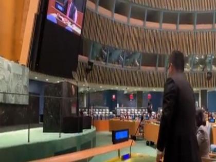 Indian delegate walks out as Imran Khan begins speech at UNGA | Indian delegate walks out as Imran Khan begins speech at UNGA