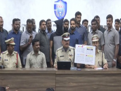 Hyderabad Police nabs cyber fraudster for duping people on pretext of providing jobs, loans | Hyderabad Police nabs cyber fraudster for duping people on pretext of providing jobs, loans