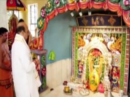 Karnataka CM visits Srikanteshwara Temple ahead of budget | Karnataka CM visits Srikanteshwara Temple ahead of budget Karnataka CM visits Srikanteshwara Temple ahead of budget | Karnataka CM visits Srikanteshwara Temple ahead of budget