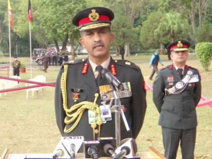 Heavier artillery being used by Pak for LoC violations: Army vice chief | Heavier artillery being used by Pak for LoC violations: Army vice chief