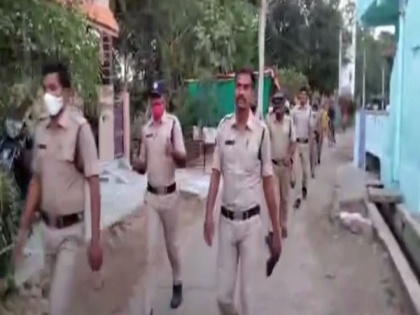 Police holds flag march in sensitive areas of Visakhapatnam ahead of panchayat polls | Police holds flag march in sensitive areas of Visakhapatnam ahead of panchayat polls