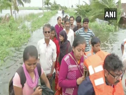Flood in Kolhapur's Hasur, Nrusinhawadi villages wreaks havoc | Flood in Kolhapur's Hasur, Nrusinhawadi villages wreaks havoc