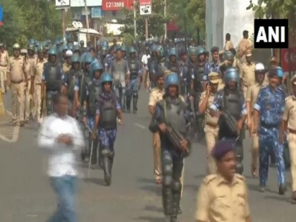 Security forces hold march in Kalaburagi to instill confidence in people | Security forces hold march in Kalaburagi to instill confidence in people