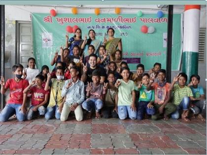Green man Viral Desai adopts government school in Pal to develop it as the model green school of Surat | Green man Viral Desai adopts government school in Pal to develop it as the model green school of Surat Green man Viral Desai adopts government school in Pal to develop it as the model green school of Surat | Green man Viral Desai adopts government school in Pal to develop it as the model green school of Surat
