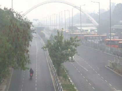 Delhi air quality further deteriorates, AQI slips to 368 | Delhi air quality further deteriorates, AQI slips to 368