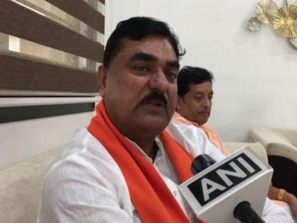Reduction in fuel price a Diwali gift from PM Modi, says MP Minister Kamal Patel | Reduction in fuel price a Diwali gift from PM Modi, says MP Minister Kamal Patel