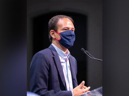 Twitter deletes Mahathir Mohamad's tweet for glorifying violence; France seeks account suspension | Twitter deletes Mahathir Mohamad's tweet for glorifying violence; France seeks account suspension Twitter deletes Mahathir Mohamad's tweet for glorifying violence; France seeks account suspension | Twitter deletes Mahathir Mohamad's tweet for glorifying violence; France seeks account suspension