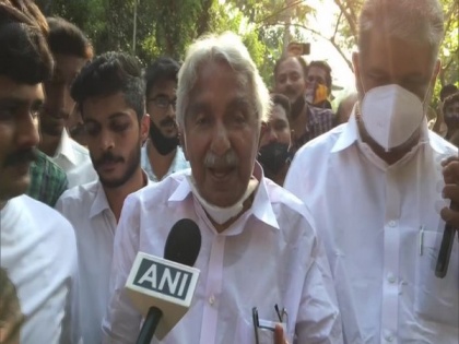 Kerala Assembly results: Former CM Chandy leading in Puthuppally constituency | Kerala Assembly results: Former CM Chandy leading in Puthuppally constituency