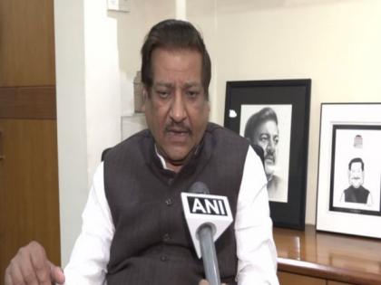 Maha Guv Koshyari tries to create communal tension: Ex-CM Chavan | Maha Guv Koshyari tries to create communal tension: Ex-CM Chavan Maha Guv Koshyari tries to create communal tension: Ex-CM Chavan | Maha Guv Koshyari tries to create communal tension: Ex-CM Chavan