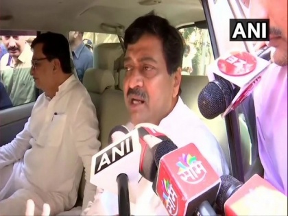 Ajit Pawar misused NCP MLAs' letter of support: Ashok Chavan | Ajit Pawar misused NCP MLAs' letter of support: Ashok Chavan