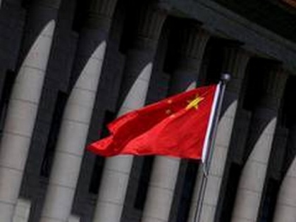 US flag lowered at Chengdu consulate as China retaliates Houston closure | US flag lowered at Chengdu consulate as China retaliates Houston closure