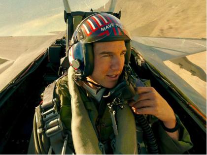 Tom Cruise's 'Top Gun: Maverick' races past USD 1 Billion at Worldwide Box Office | Tom Cruise's 'Top Gun: Maverick' races past USD 1 Billion at Worldwide Box Office