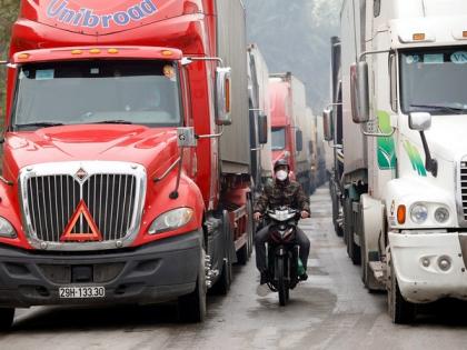 Vietnam suggests China restore customs clearance at border gates as cargo congestion piles up | Vietnam suggests China restore customs clearance at border gates as cargo congestion piles up