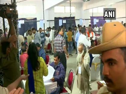 K'taka by-polls: BJP leads on 9, Cong-JDS on 2 seats each; counting underway | K'taka by-polls: BJP leads on 9, Cong-JDS on 2 seats each; counting underway K'taka by-polls: BJP leads on 9, Cong-JDS on 2 seats each; counting underway | K'taka by-polls: BJP leads on 9, Cong-JDS on 2 seats each; counting underway