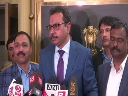Delhi Police to take extradited bookie Sanjeev Chawla to India-SA match venues of 2000 | Delhi Police to take extradited bookie Sanjeev Chawla to India-SA match venues of 2000