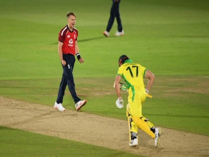 1st T20I: England beat Australia by two-run after late fightback from bowlers | 1st T20I: England beat Australia by two-run after late fightback from bowlers