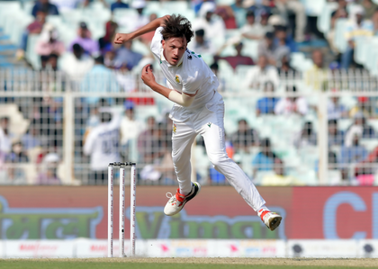 1st Test: India reach 10/2 at lunch in pursuit of 124 against South Africa | 1st Test: India reach 10/2 at lunch in pursuit of 124 against South Africa