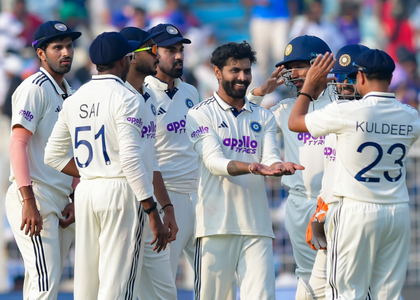 1st Test: Jadeja takes four as South Africa slump to 93/7, lead India by 63 runs | 1st Test: Jadeja takes four as South Africa slump to 93/7, lead India by 63 runs