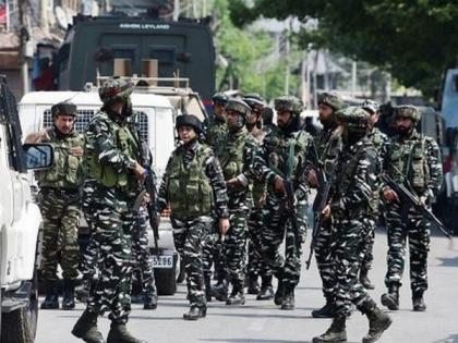 J-K: 2 Lashkar-e-Taiba terrorists killed in Srinagar encounter | J-K: 2 Lashkar-e-Taiba terrorists killed in Srinagar encounter J-K: 2 Lashkar-e-Taiba terrorists killed in Srinagar encounter | J-K: 2 Lashkar-e-Taiba terrorists killed in Srinagar encounter