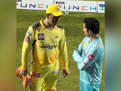 IPL 2022: LSG mentor Gautam Gambhir catches up with 'skipper' MS Dhoni after win over CSK | IPL 2022: LSG mentor Gautam Gambhir catches up with 'skipper' MS Dhoni after win over CSK