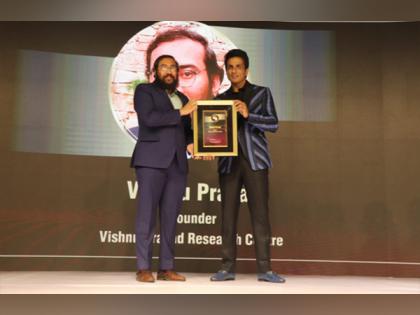 Young scientist R.Vishnu prassad from Chennai was conferred the Times award | Young scientist R.Vishnu prassad from Chennai was conferred the Times award