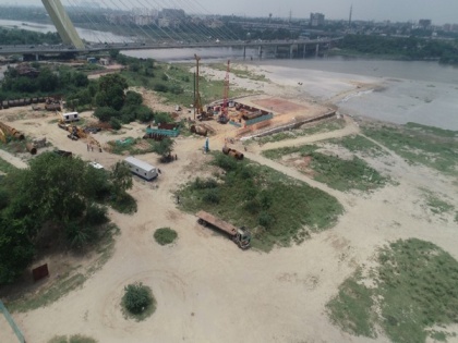 DMRC begins preliminary work on fifth metro bridge over Yamuna river | DMRC begins preliminary work on fifth metro bridge over Yamuna river