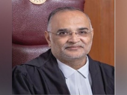 Judges have to fill gap between the law and justice, says Justice DN Patel | Judges have to fill gap between the law and justice, says Justice DN Patel