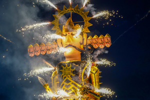 Symbol of victory of good over evil: PM Modi extends Vijayadashami greetings | Symbol of victory of good over evil: PM Modi extends Vijayadashami greetings