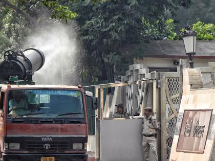 On Diwali day, Delhi's overall AQI in 'poor' category | On Diwali day, Delhi's overall AQI in 'poor' category On Diwali day, Delhi's overall AQI in 'poor' category | On Diwali day, Delhi's overall AQI in 'poor' category