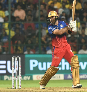 IPL 2025 Auction: Punjab Kings sign Maxwell for Rs 4.20 cr; Mitchell Marsh joins Lucknow for Rs 3.40 cr | IPL 2025 Auction: Punjab Kings sign Maxwell for Rs 4.20 cr; Mitchell Marsh joins Lucknow for Rs 3.40 cr