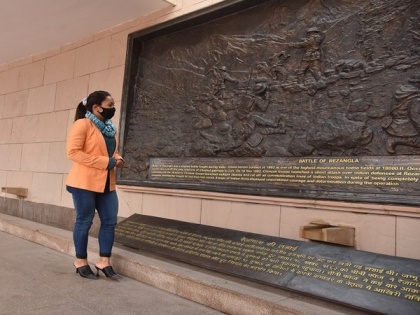 Mirabai Chanu visits National War Memorial, pays tribute to Major Laishram Jyotin Singh | Mirabai Chanu visits National War Memorial, pays tribute to Major Laishram Jyotin Singh