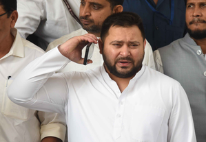 ED issues fresh summon to Tejashwi for questioning in land-for-job case | ED issues fresh summon to Tejashwi for questioning in land-for-job case ED issues fresh summon to Tejashwi for questioning in land-for-job case | ED issues fresh summon to Tejashwi for questioning in land-for-job case