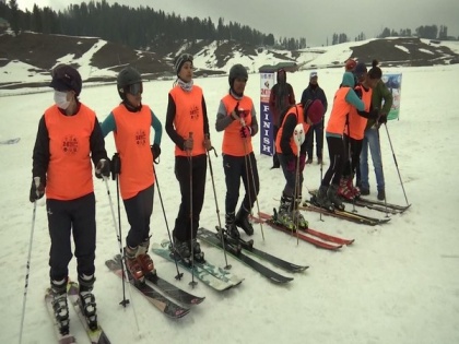 First Girl's Ski mountaineering event held at Khelo India winter games in Gulmarg | First Girl's Ski mountaineering event held at Khelo India winter games in Gulmarg