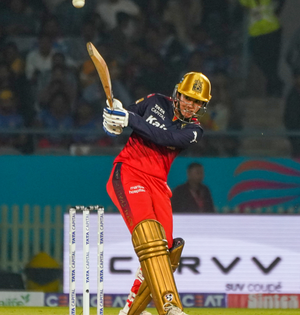 WPL 2025: Smriti Mandhana hits fantastic 81 as RCB thrash DC by eight wickets | WPL 2025: Smriti Mandhana hits fantastic 81 as RCB thrash DC by eight wickets