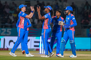WPL 2025: Mumbai Indians dominate with ball as Gujarat Giants fold for 120 | WPL 2025: Mumbai Indians dominate with ball as Gujarat Giants fold for 120