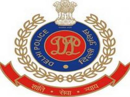 Civil defence volunteer held for posing as Delhi Police officer, booking people for violating COVID-19 norms | Civil defence volunteer held for posing as Delhi Police officer, booking people for violating COVID-19 norms