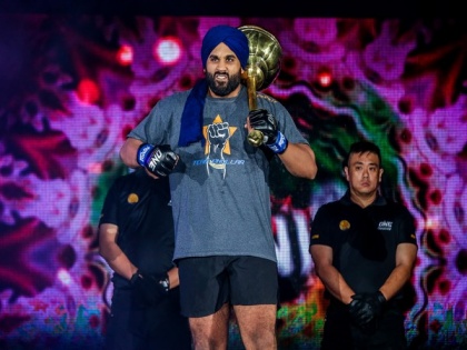 Arjan Bhullar first Indian-origin fighter to win world title at top-level MMA event | Arjan Bhullar first Indian-origin fighter to win world title at top-level MMA event