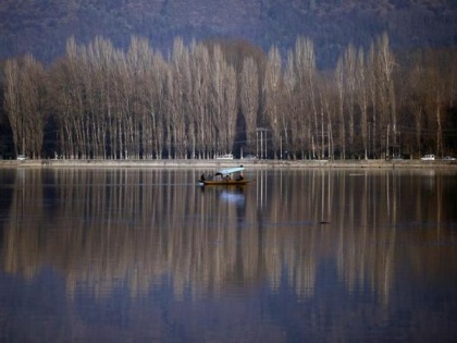 House panel arrives in Kashmir to assess road, travel and hospitality sectors. | House panel arrives in Kashmir to assess road, travel and hospitality sectors.