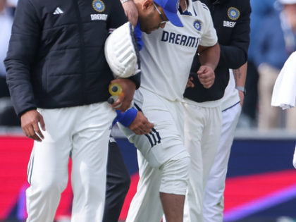 4th Test: Fresh injury scare for India as Pant taken off the field due to right foot injury | 4th Test: Fresh injury scare for India as Pant taken off the field due to right foot injury